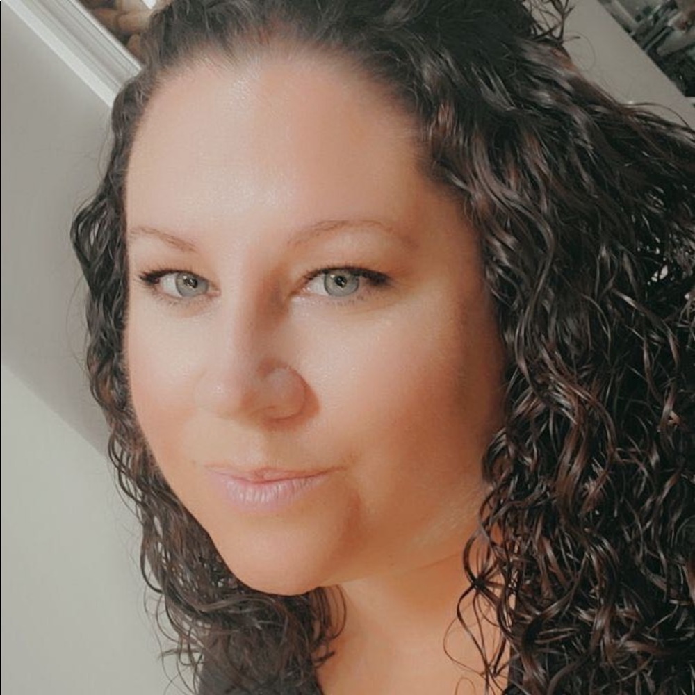 Meet your Posher, Carrie